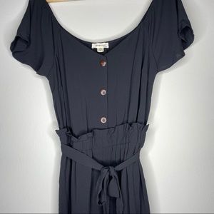 NWOT Black Paper-bag Waist Jumper